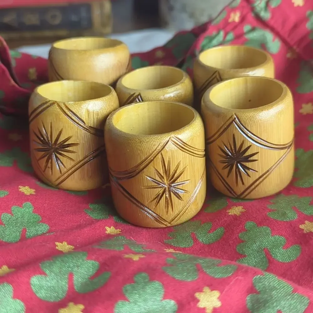 Kim Seybert Napkins Set of 6 Vintage Carved Napkin Rings Basket Liner Woodland